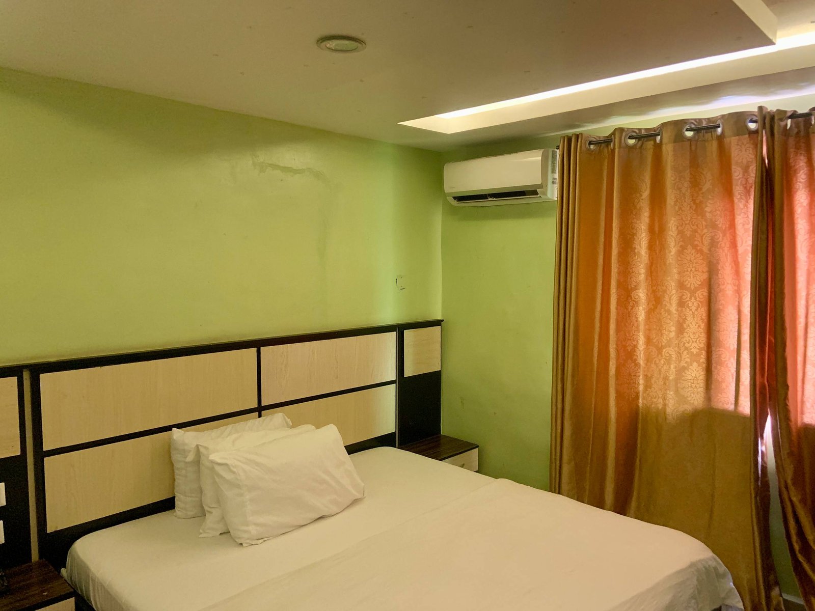 deluxe Room Interior